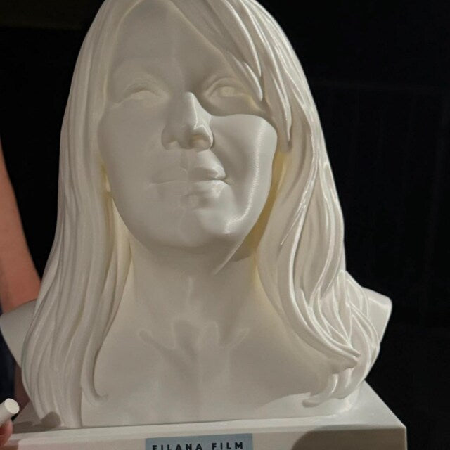 Bust personalizat, recenzie Andreu